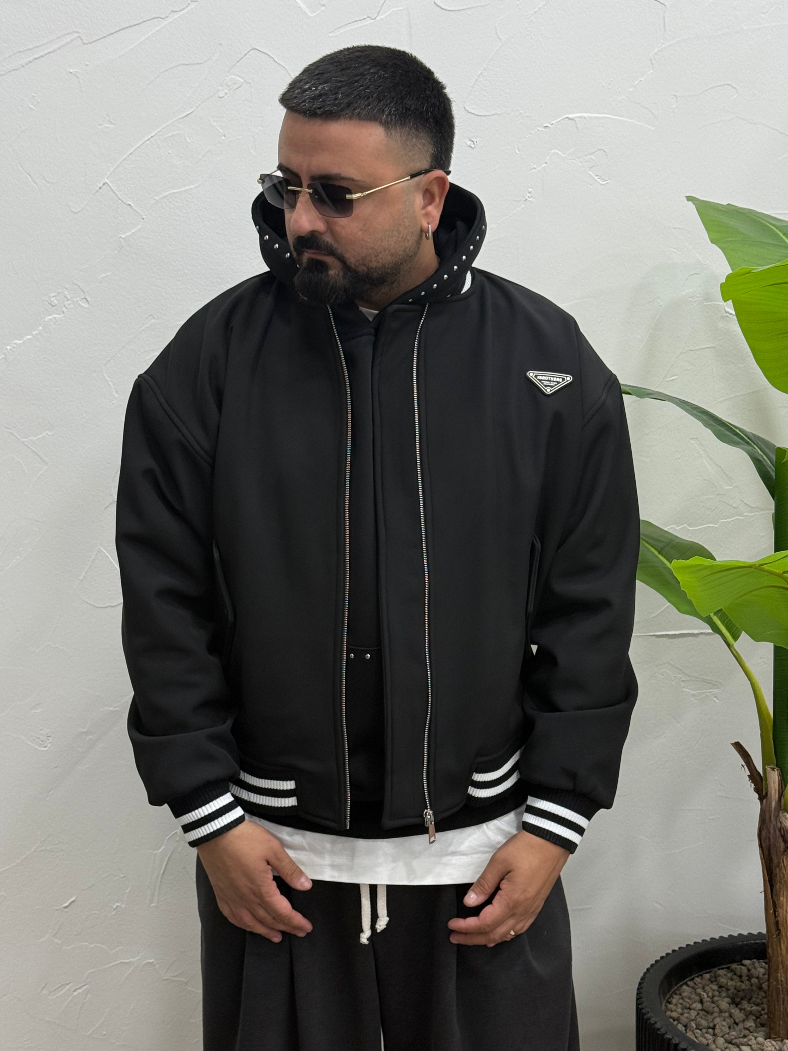 Collage THE BROTHER Nero